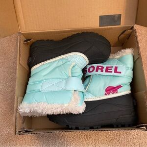 SOREL Kids' Snow Commander Boots